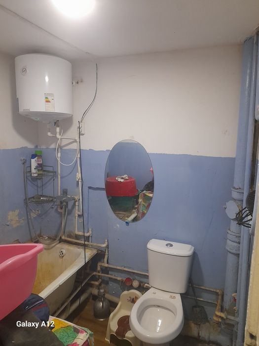 Срочна За канал продаётся квартира одна комната изделий двух комнат