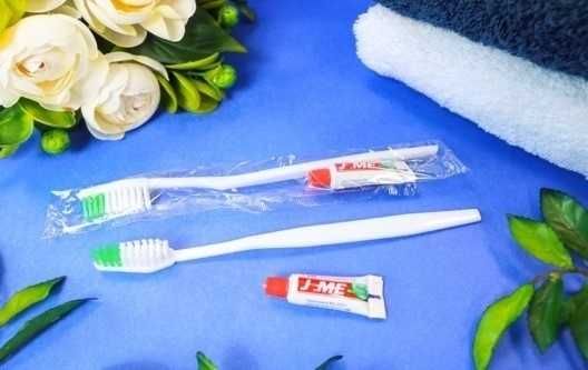 Тапочки, зубные наборы одноразовые(для квартир, отелей, спа, гостиниц)