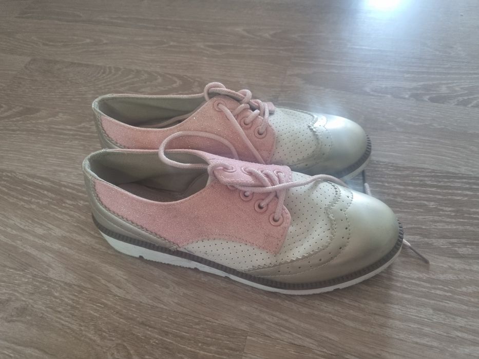 Розови дамски обувки