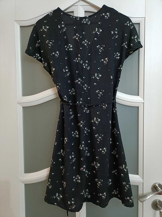 Rochie nouă H&M parte peste parte