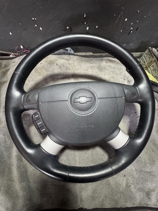 Chevrolet Gentra rul