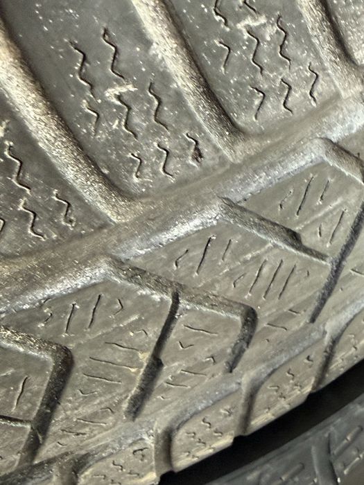 Шины зима 215/60/R16