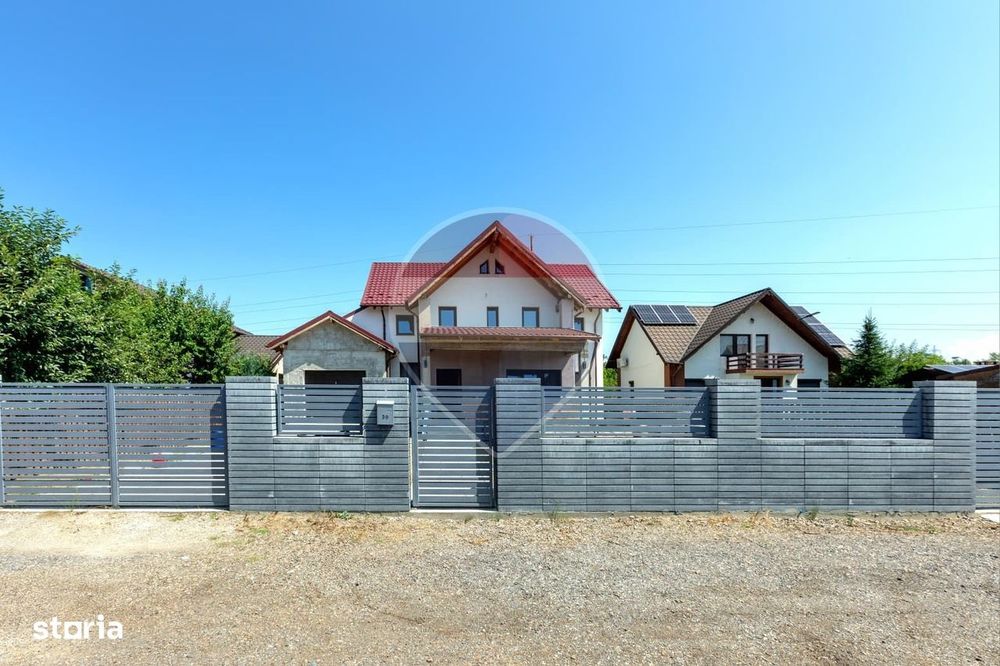 Casă / Vilă cu 4 camere de vânzare în Cartier - Gheraiesti