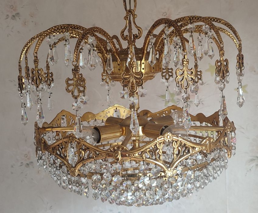Антикварен кристален полилей