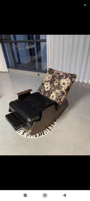 Кресло качалка в скандинавском стиле