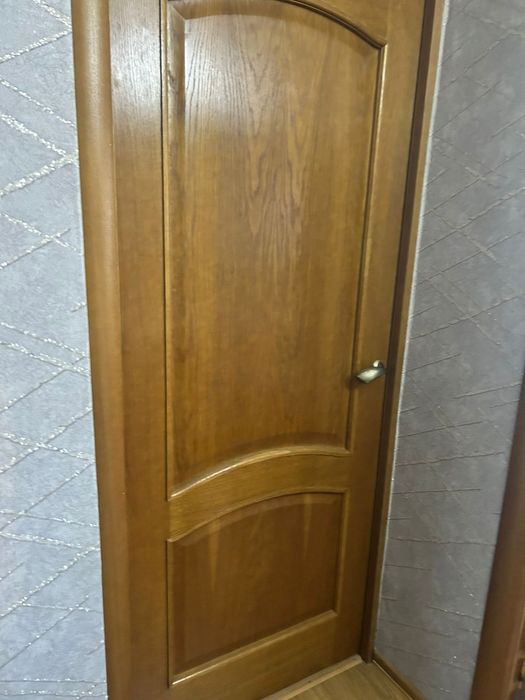 Дубовые двери. 6 штук