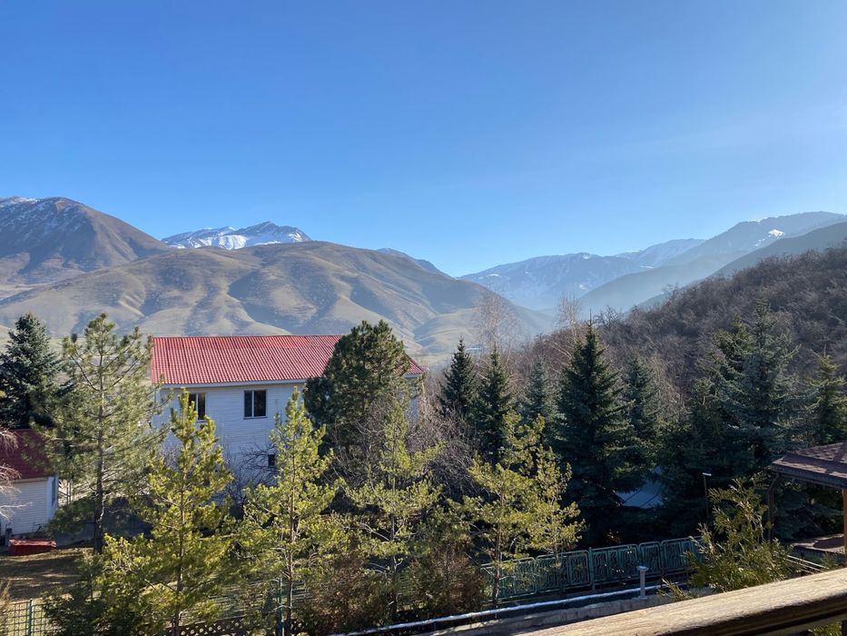 Сдаётся большой коттедж посуточно