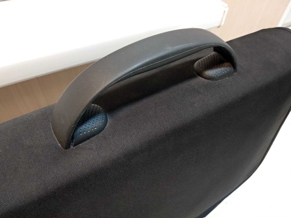 Портфель, сумка для документов, ноутбука.