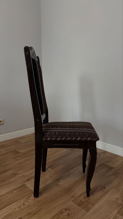 Продам кухонный стол