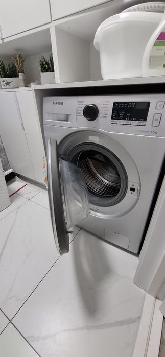 Продам стиральную машину Samsung