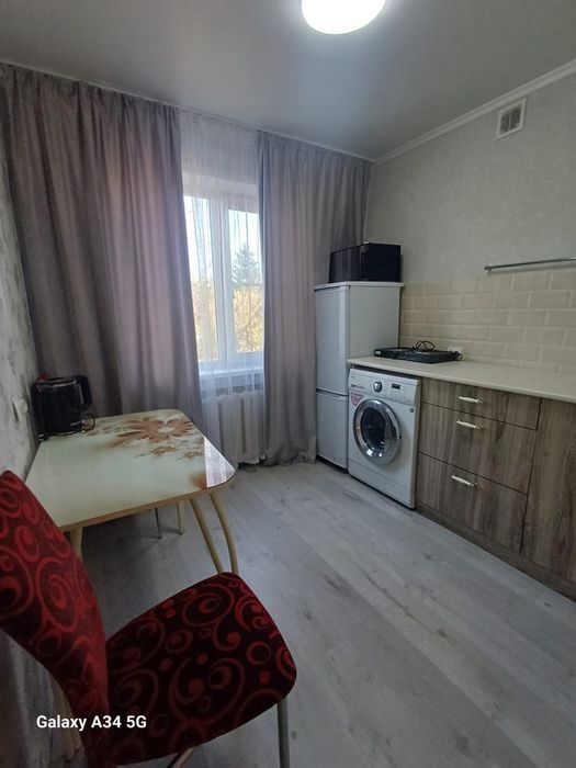 По суточно 1.5 люкс