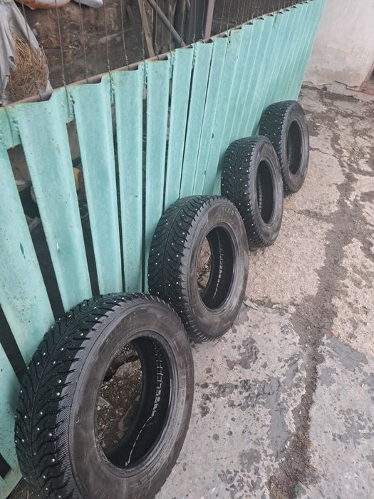 Зимняя резина на 13.