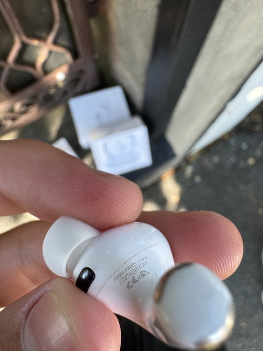 Casti AirPods Pro 3