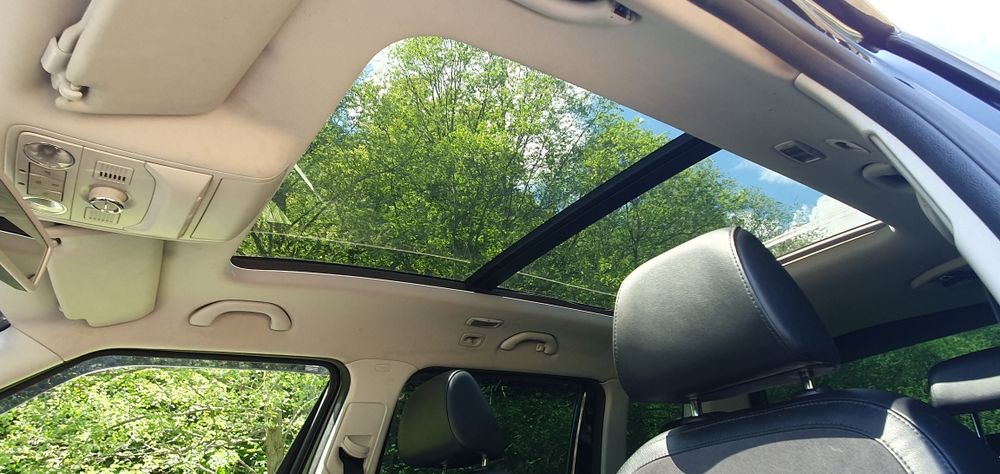 Vând SKODA YETI 2.0 TDI 170 cp an 2011