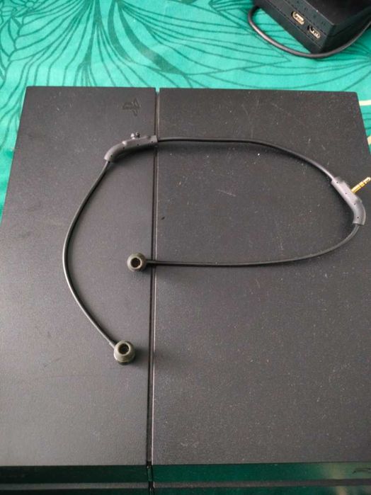 Vand PlayStation 4 + VR (PS4+PS5)