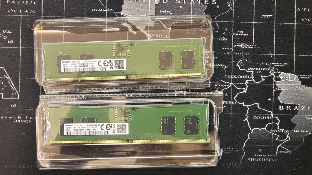 Vand Kit memorii RAM DDR5 2x8 GB Samsung