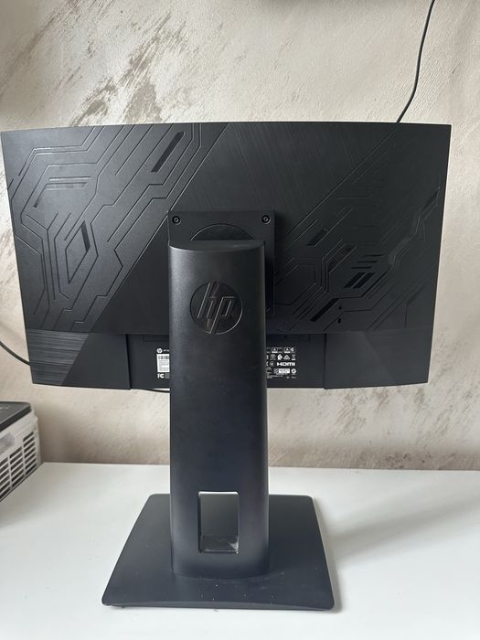 Monitor HP 144hz 24 inch