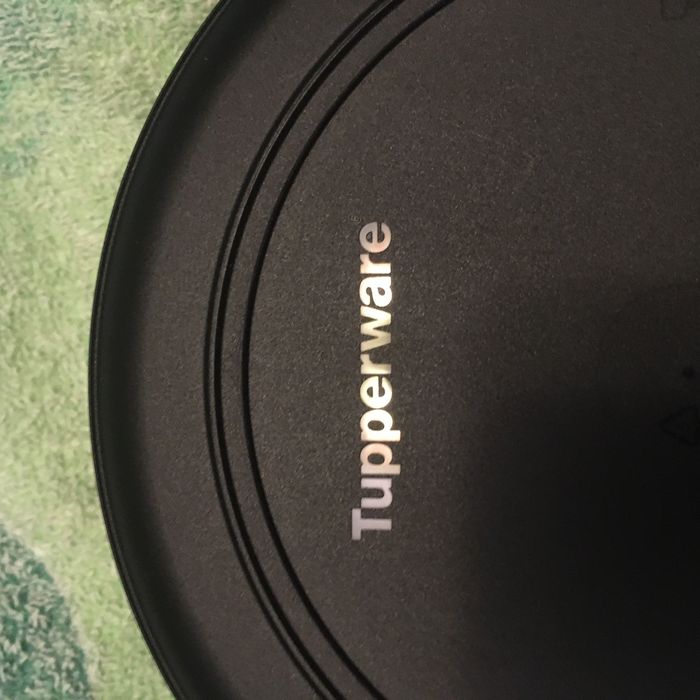 Пищевой контейнер Tupperware