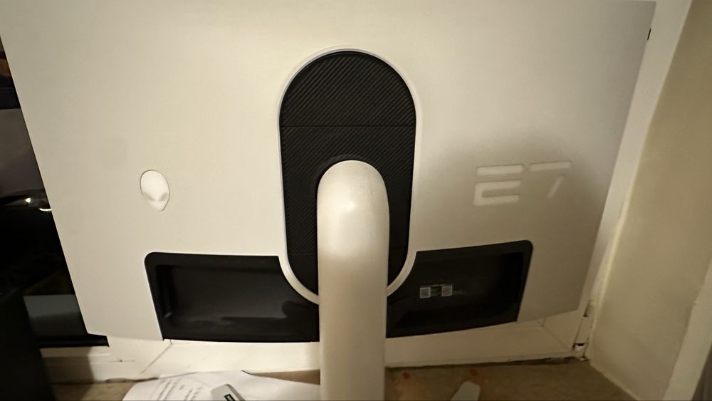 Monitor Gaming Alienware aw2723df