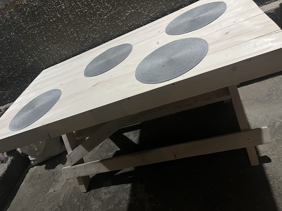 Masa din lemn terasa