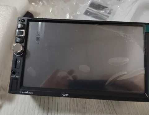 Мобилен стерео MP5 Player за вашия автомобил с 7 инчов дисплей