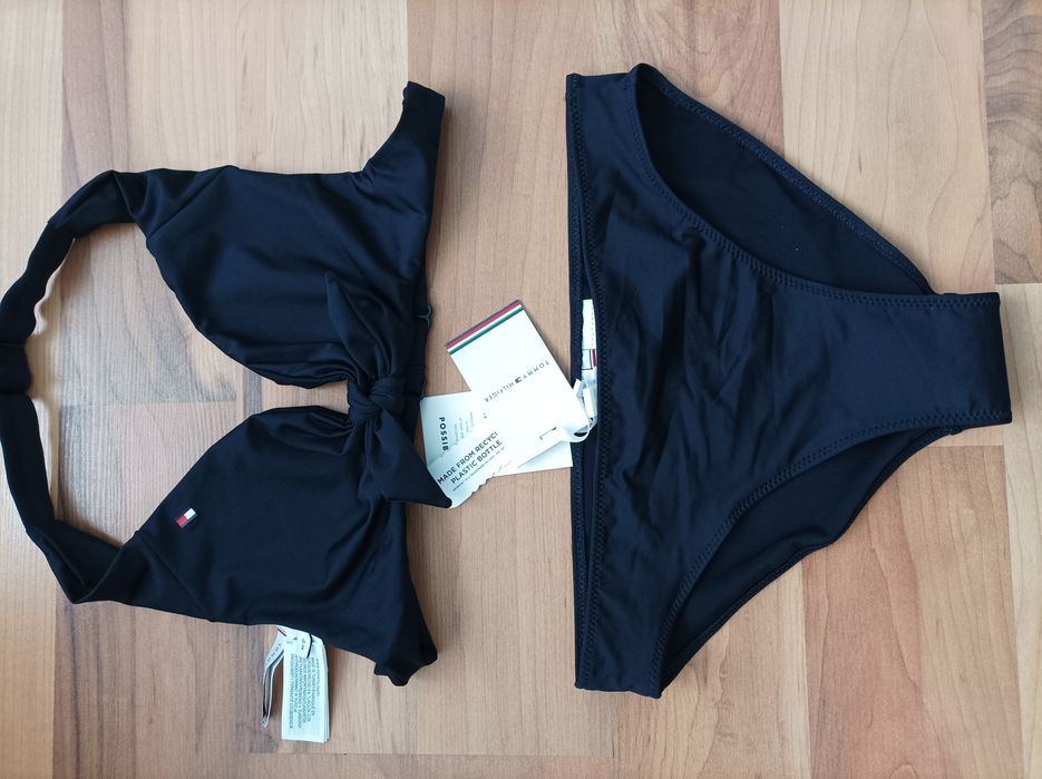 OVS/Tommy Hilfiger 12-14 год нов бански