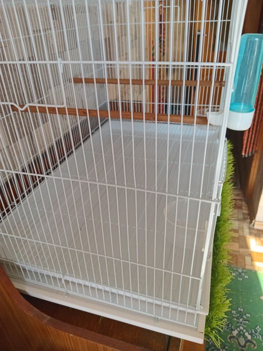 Клетка для птиц.