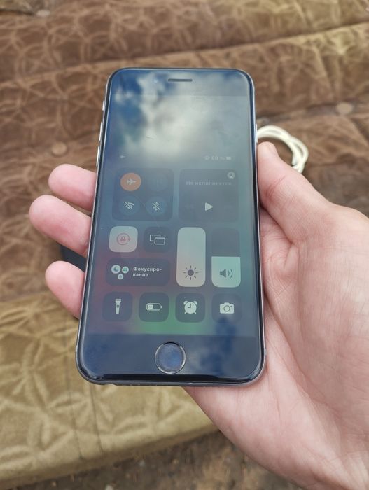 Продам iPhone 6s 32GB