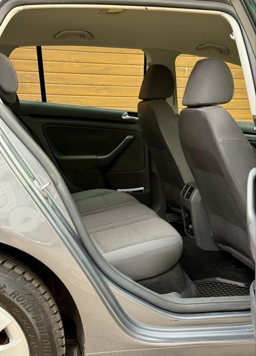 Volkswagen Golf 1.4 MPI 75.000 km