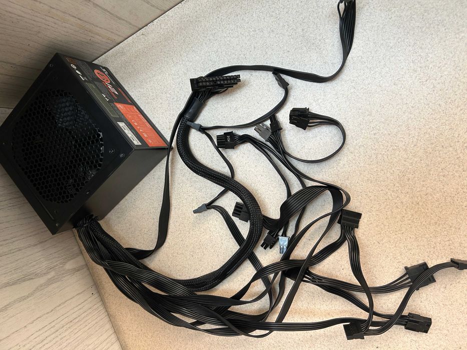 Качествено захранване Seasonic B12 BC-850W
