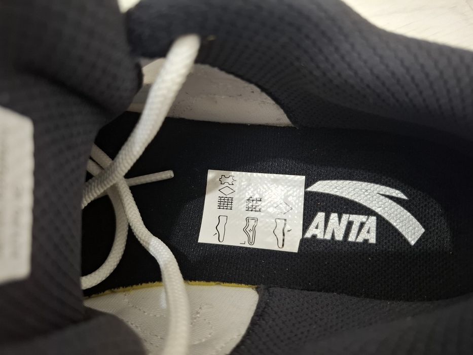 Кроссовки мужские продам