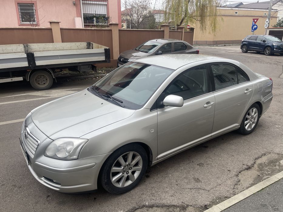 Toyota avensis t25 1.8 vvt-i