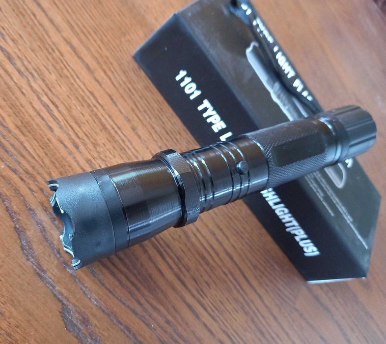 Lanterna cu electrosoc,din duraluminiu