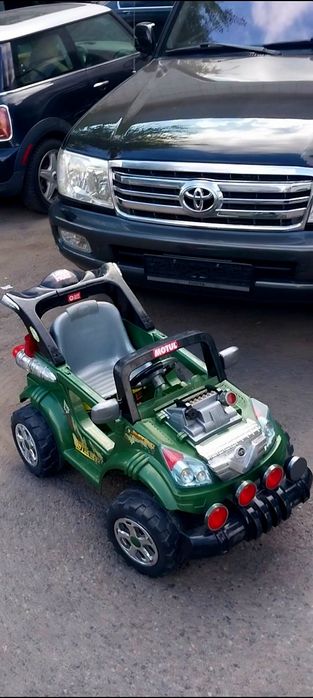 Детский Электромобиль