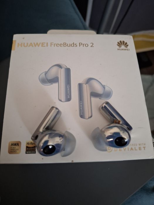 Casti Wireless Huawei FreeBuds Pro 2 foarte puțin folosite