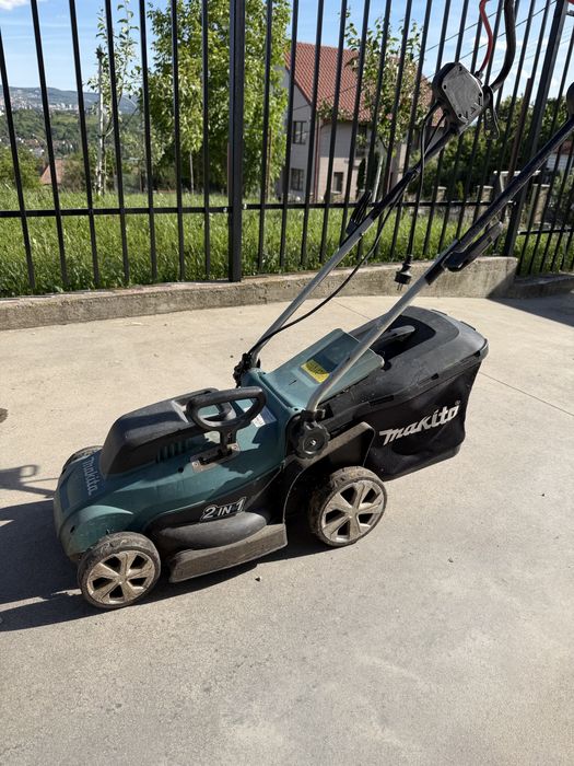 Vand masina de tuns iarba electrica Makita ELM3320, 1200W (nu porneste)