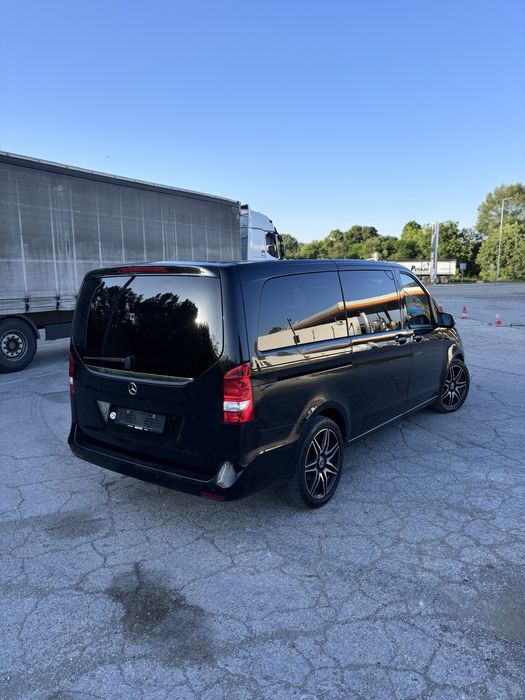 Mercedes-Benz V202 2.2CDI