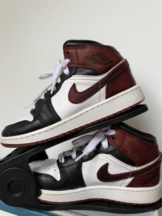 Air Jordan 1 Mid 35.5 – stare foarte bună
