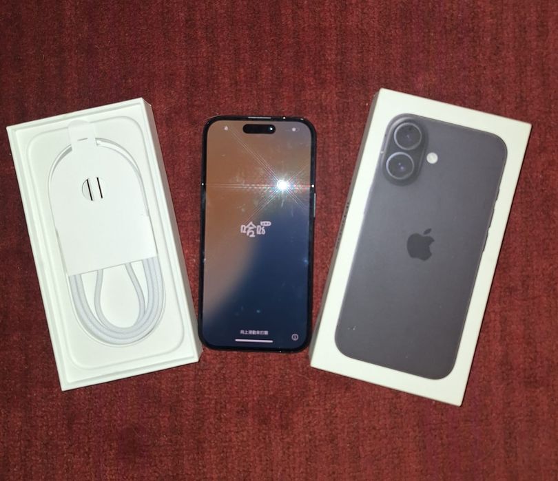 Продам Айфон 16 новый