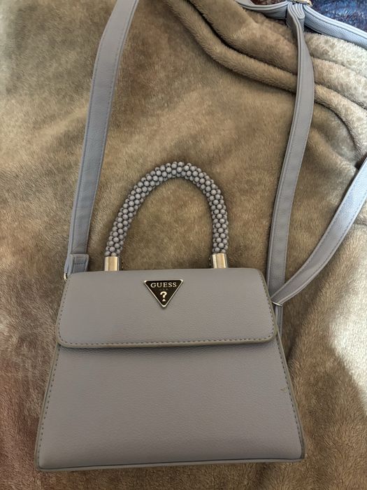 Чанта Guess в син цвят