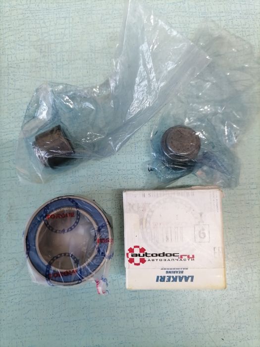 Продам подшипники на компрессор мерседес Е200, кузовw210.