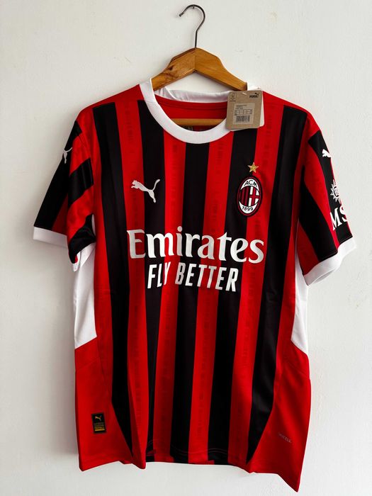 Милан 24/25 Домакинска Тениска Размер: M