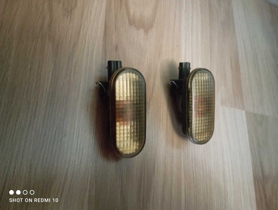 Semnalizări laterale VW Golf IV