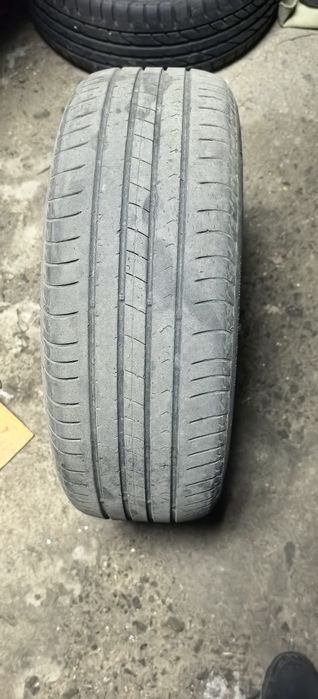 Продам шины комплект