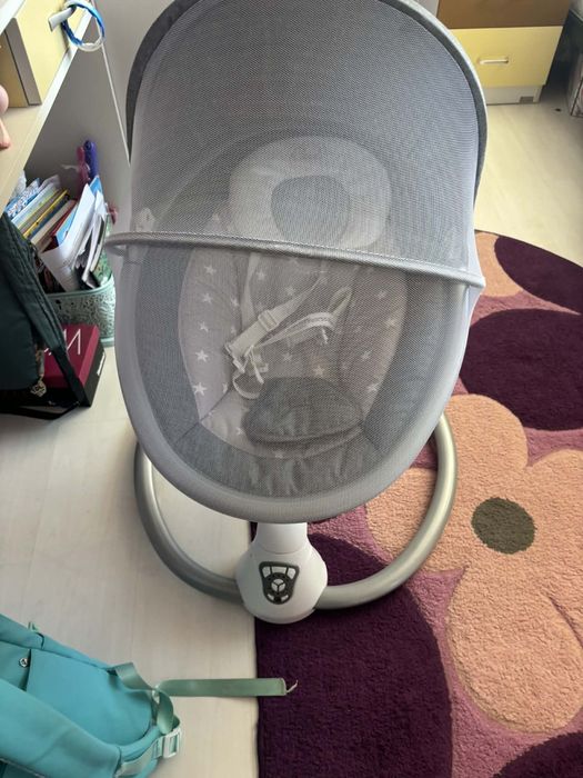 Продавам Електрическа люлка за бебе