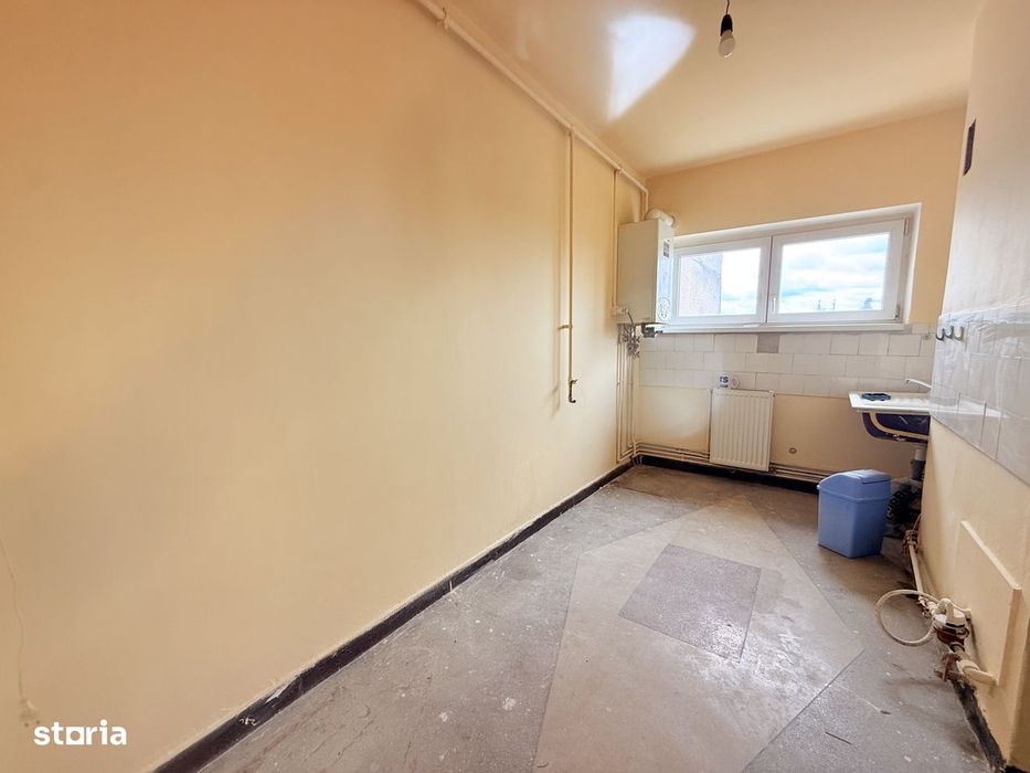 Vand apartament cu 2 camere, cu vedere superba, zona Semicentrala