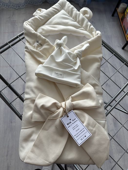 Продам конверт на выписку