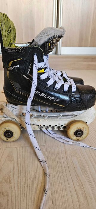 Коньки хокейные Bauer Supreme MS Pro
