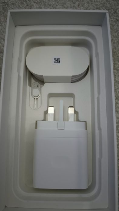 Oppo Find X9 Pro - Глобална версия, бял, 16GB Ram, 512 GB rom