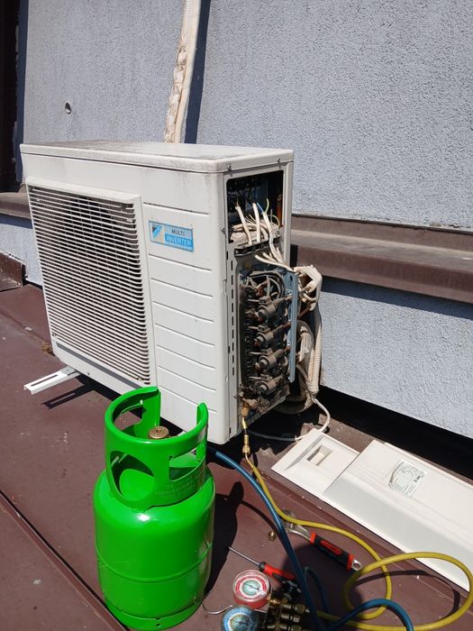 Încărcare freon aer condiționat